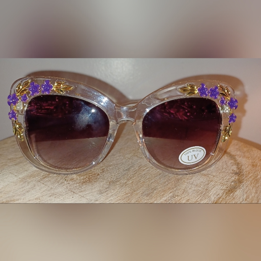 Vintage Oversized Cat Eye Purple and Gold Floral Women's Sunglasses New